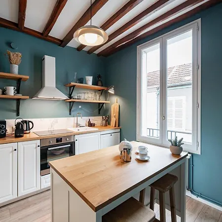 Les Mansardes : Duplex Champenois Typique Et Cosy Апартаменты *